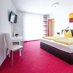 بيت ضيافة Helios